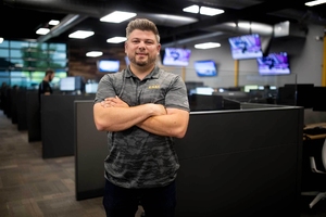 Peter-infront-of-Ops-Floor-(1)_lr.jpg