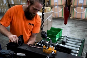 warehouse_lr.jpg